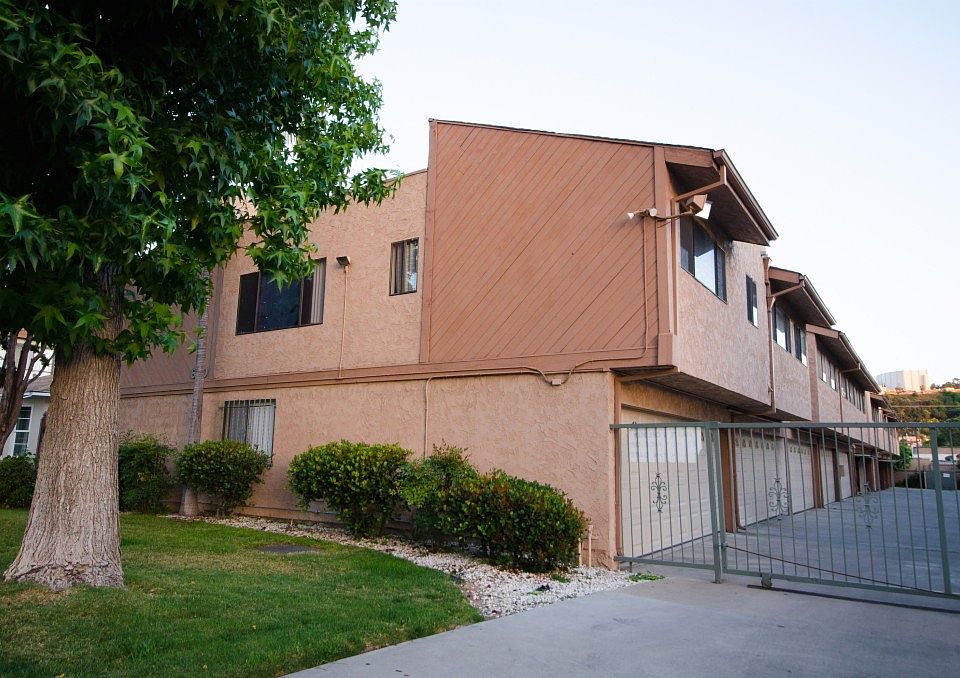 1st image of 630 E Acacia Ave APT 1