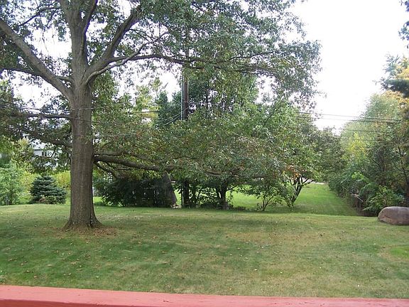 3rd image of 693 Jonsol Ct