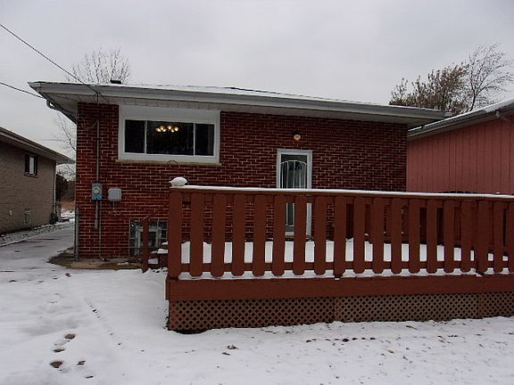 4th image of 789 Superior Ave