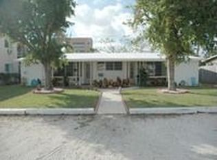 207 NE 23rd Ave, Pompano Beach, FL 33062