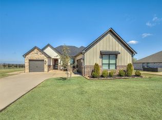 2260 Jackson Ln, Blanchard, OK 73010
