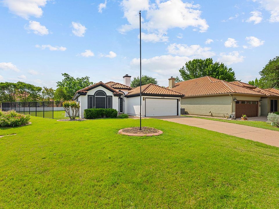1st image of 30388 Ledgemont Dr