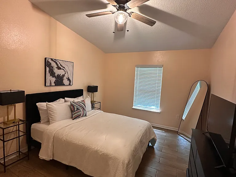 3640 Kirkpatrick Cir #14 — Photo 7