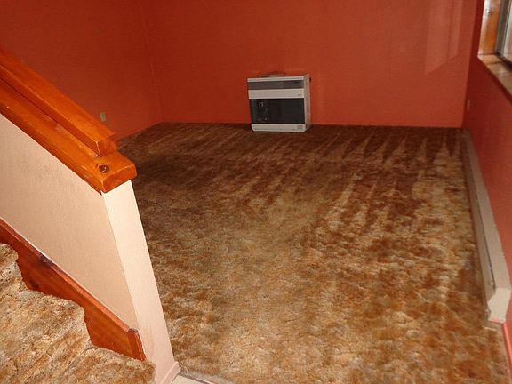 2nd image of 248 Sierra Way