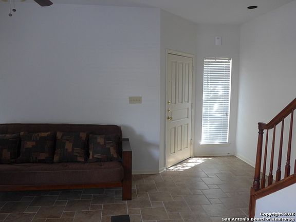 3rd image of 9 Chapel Hill Cir #9
