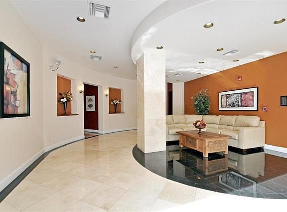 2nd image of 350 K St #1
