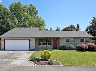 1022 NE Thomas St, Hillsboro, OR