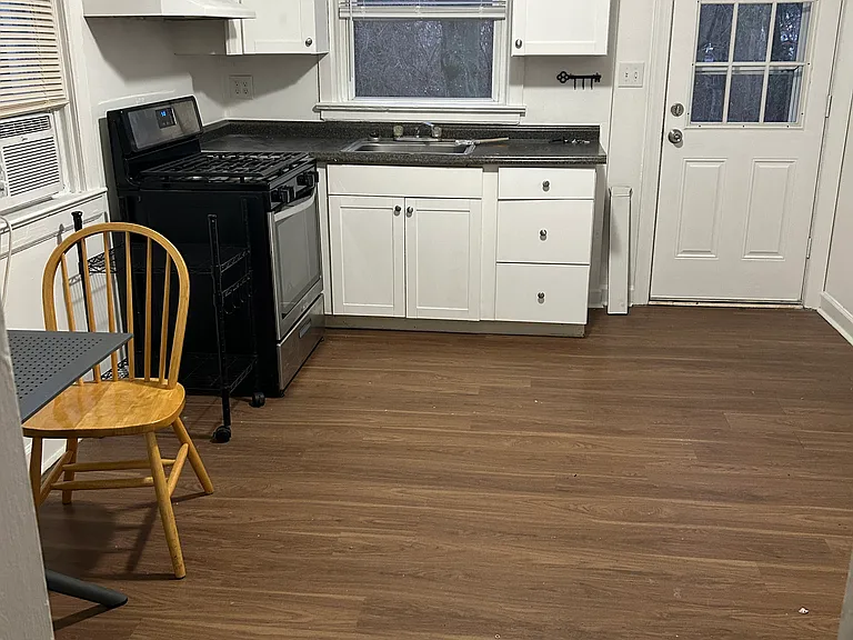 4 Stanton Ave #2 — Photo 11