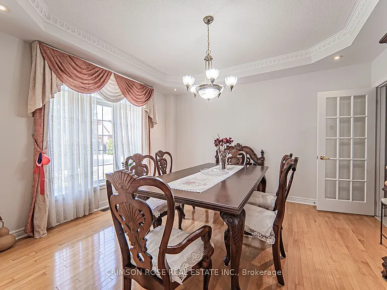 5420 Valleyhigh Dr #4 — Photo 13