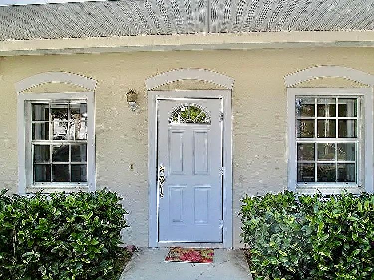 1st image of 13171 Kings Point Dr