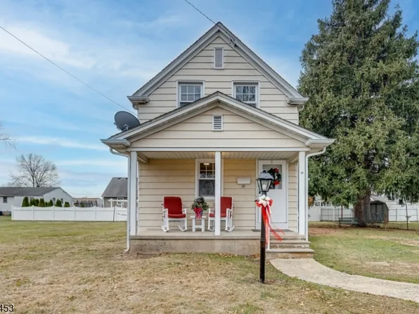 35 N 15th Ave, Manville Boro, NJ 08835