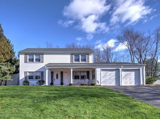 14 Lawton Rd, Marlboro, NJ 07746