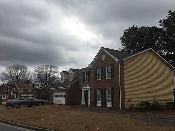 3rd image of 4905 Fieldpointe Way