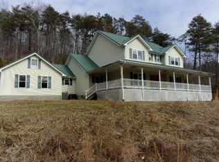 6997 State Route 580, Oil Springs, KY 41238