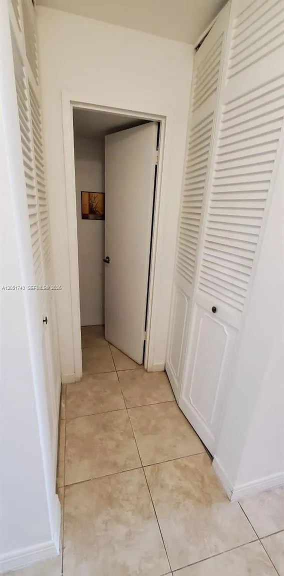 Brickell Biscayne Condo — Photo 4