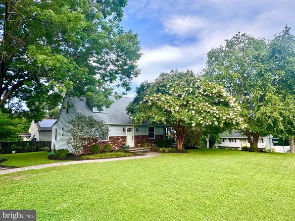 1126 Skyway Dr, Annapolis, MD 21409