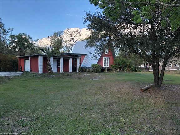4th image of 622 Maxanna Ave