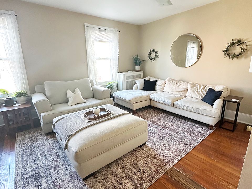 Upstairs Loft / Seccond Bedroom.