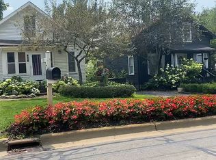 992 E Tienken Rd, Rochester Hills, MI 48306