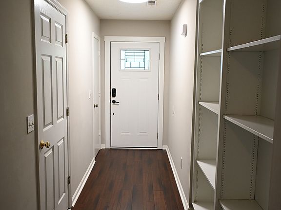 4th image of 6623 Park Hickory Dr