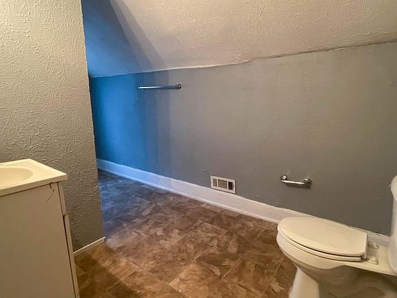 5th image of 1216 S Senate Ave