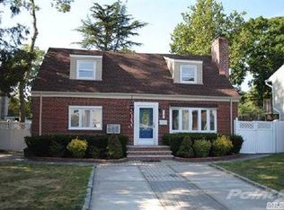 1769 Chaladay Ln, East Meadow, NY 11554