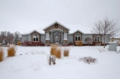 3rd image of 1920 Princeton Ln