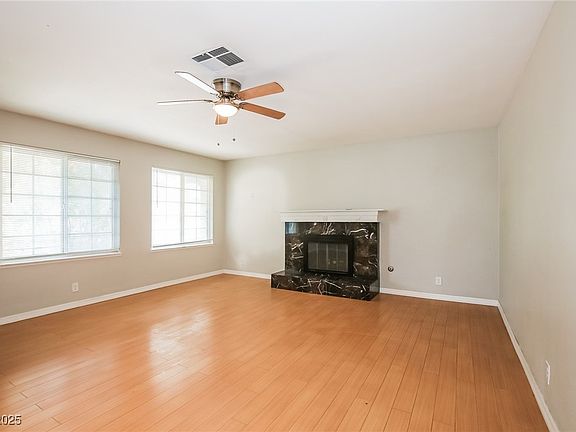 4th image of 3751 Crellin Cir