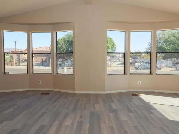 70645 Neptune Dr, Mecca, CA 92254