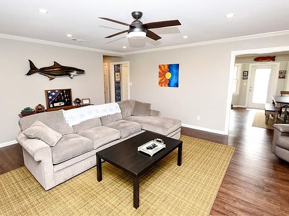 5th image of 1717 Pleasant Ridge Rd