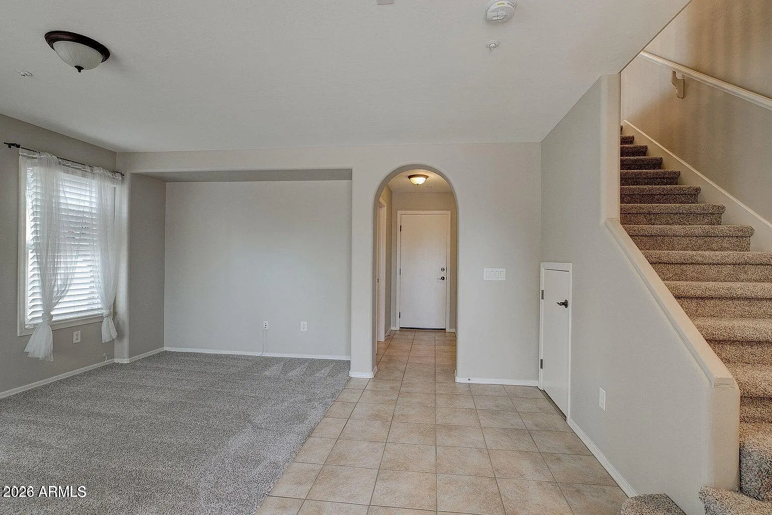 3 bed, 2.5 bath, 2187 sqft, $2,400 — Photo 4