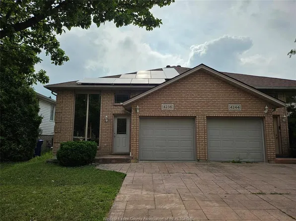 4238 Showdown Ave, Windsor, ON N9G 3B1