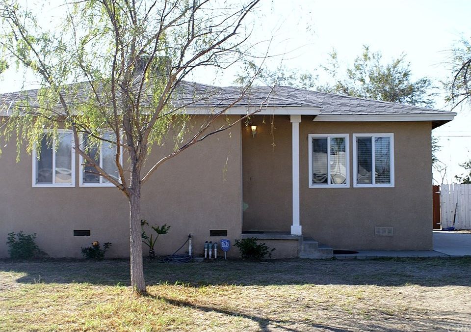 1st image of 8372 Cherimoya Ave