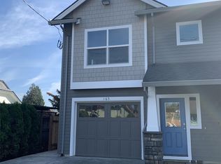 165 E Exeter St, Gladstone, OR 97027