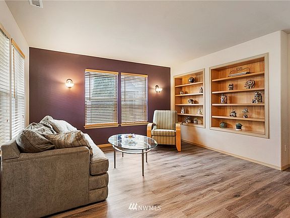 The first thing you will notice about this home is the open floor plan and beautiful new laminate wood flooring!