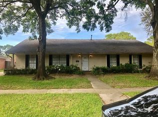 1310 Skylark Rd, Pasadena, TX 77502