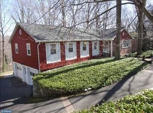 16 Spring Tree Ln, Yardley, PA 19067