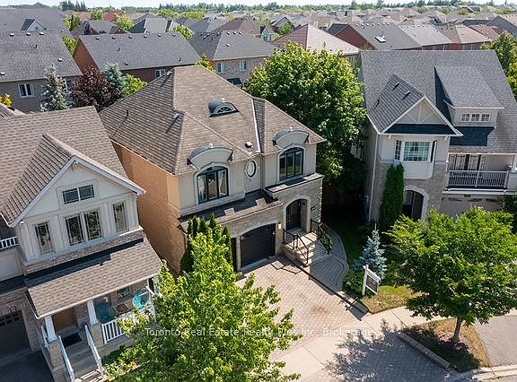 3rd image of 14 Riel Dr