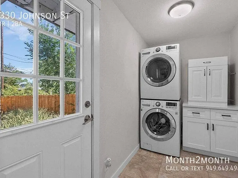 5330 Johnson St — Photo 18