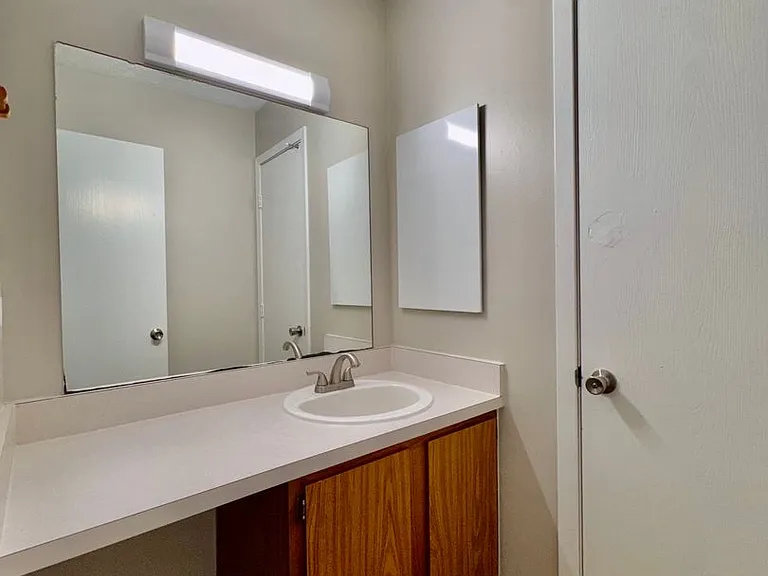 Convenient Living at North Troy Apartments & Townhomes, Troy — Photo 63