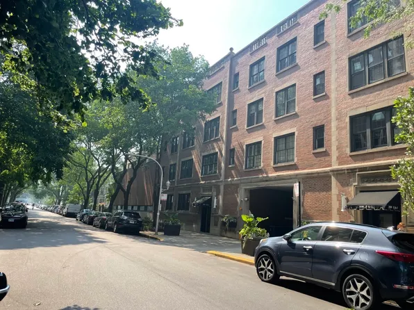 3800 N Lake Shore Dr #11E, Chicago, IL 60613