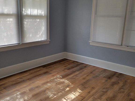 3rd image of 1735 BRACKLAND Street