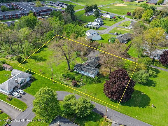 2nd image of 711 Neighborhood Road