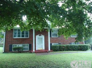 3216 Lakeland Dr, Nashville, TN 37214