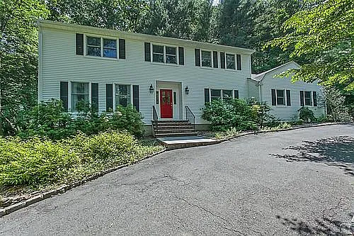 28 Lord William Penn Dr photo 1