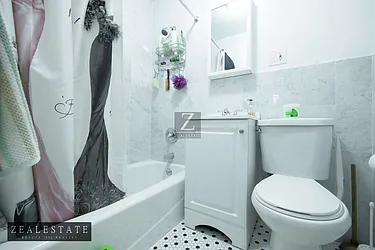 Rented by ZealEstate Group Inc