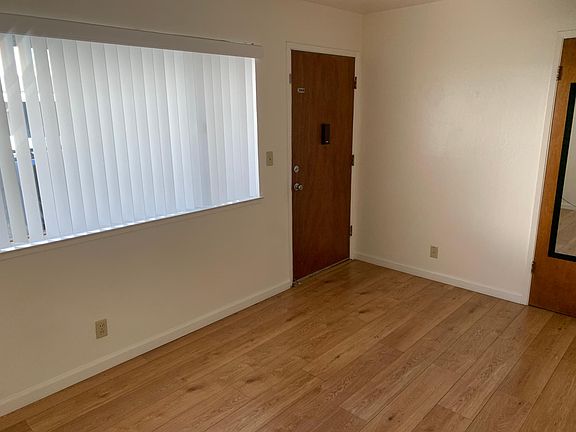 5th image of 1729 Noranda Dr #2