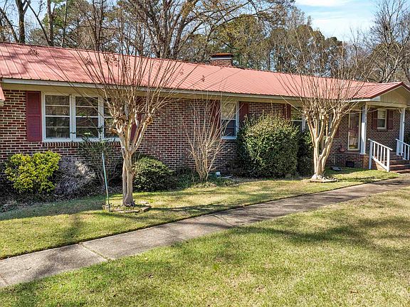 5th image of 313 Wildhaven Cir