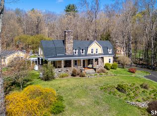 27 Highland Avenue, New Hartford, CT 06057
