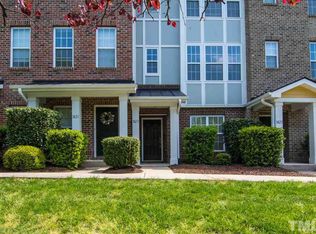 3823 Cary Glen Blvd, Cary, NC 27519